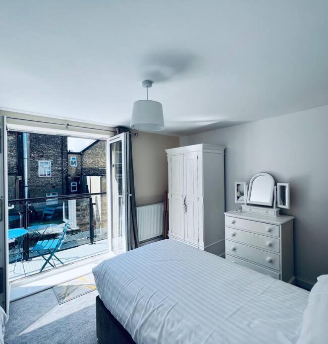 100 Steps To Broadstairs Beach - 2 Bedroom 3 Beds Exteriör bild